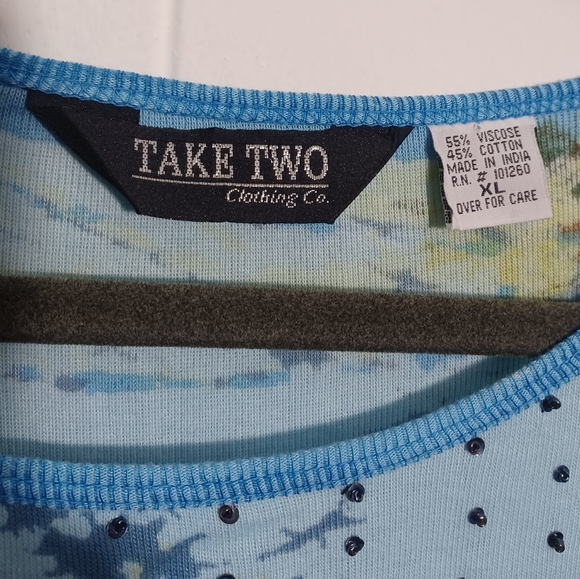 Y2K Chic City Tee - Picture 3 of 4